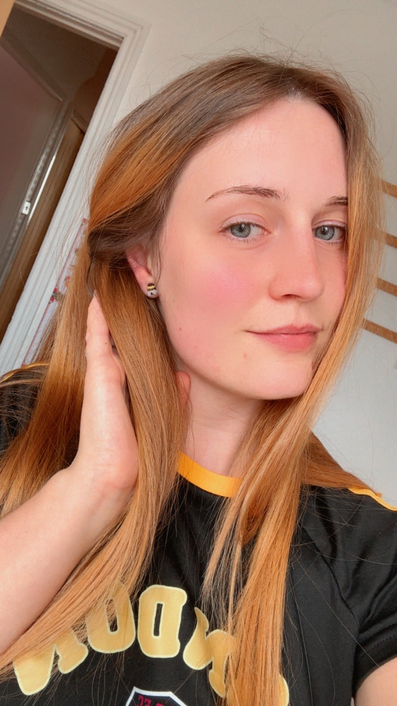 Nano Bumblebee Studs