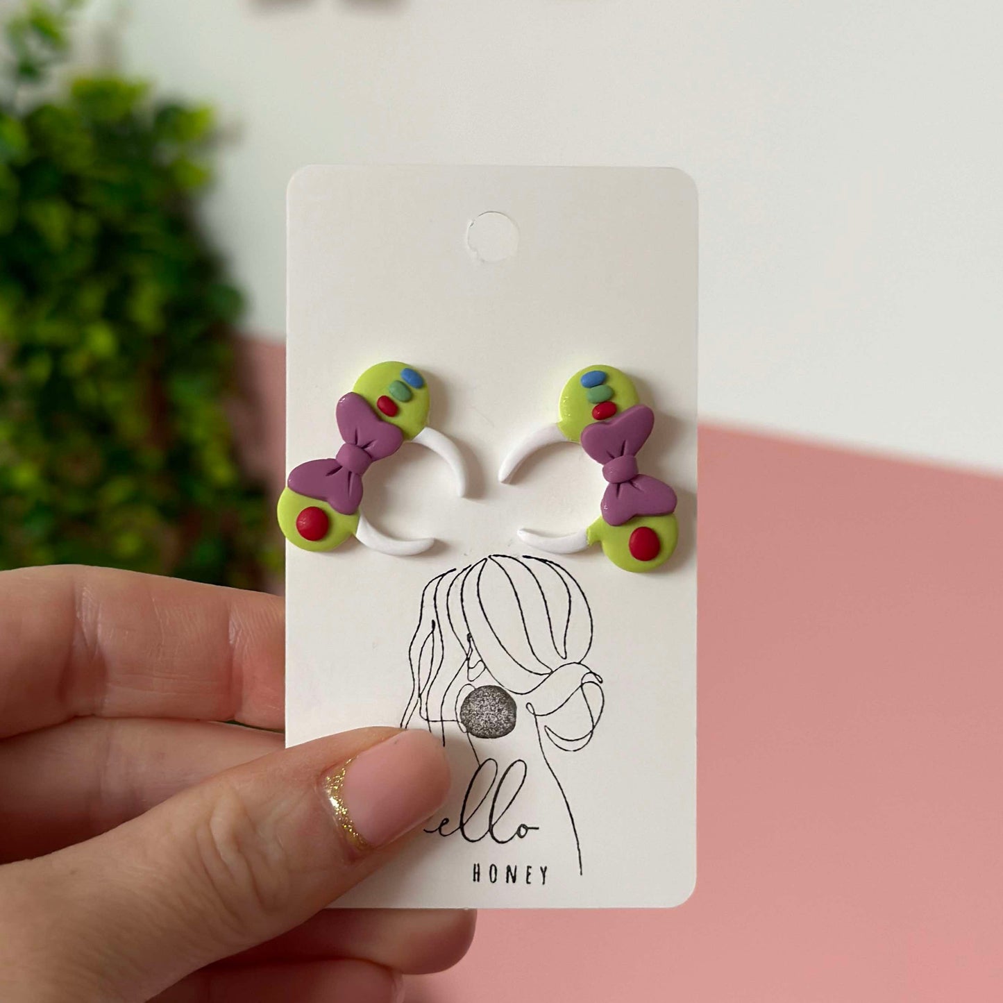 Buzz Ears