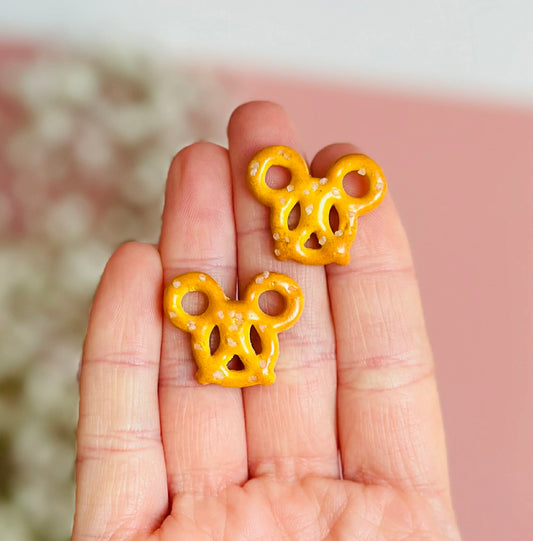 Salted Mickey Pretzel