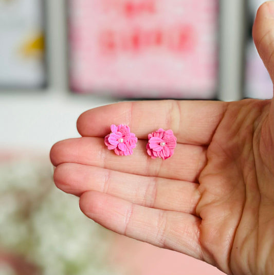 Flower studs